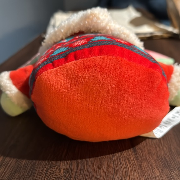 NEW BABY YODA PLUSHIE 
STAR WARS 
CHRISTMAS BABY YODA - Picture 6 of 6